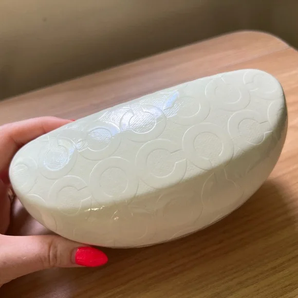 Coach Gracie Sunglasses in Purple (poppy collection) w Hardshell Case! - Picture 10 of 15